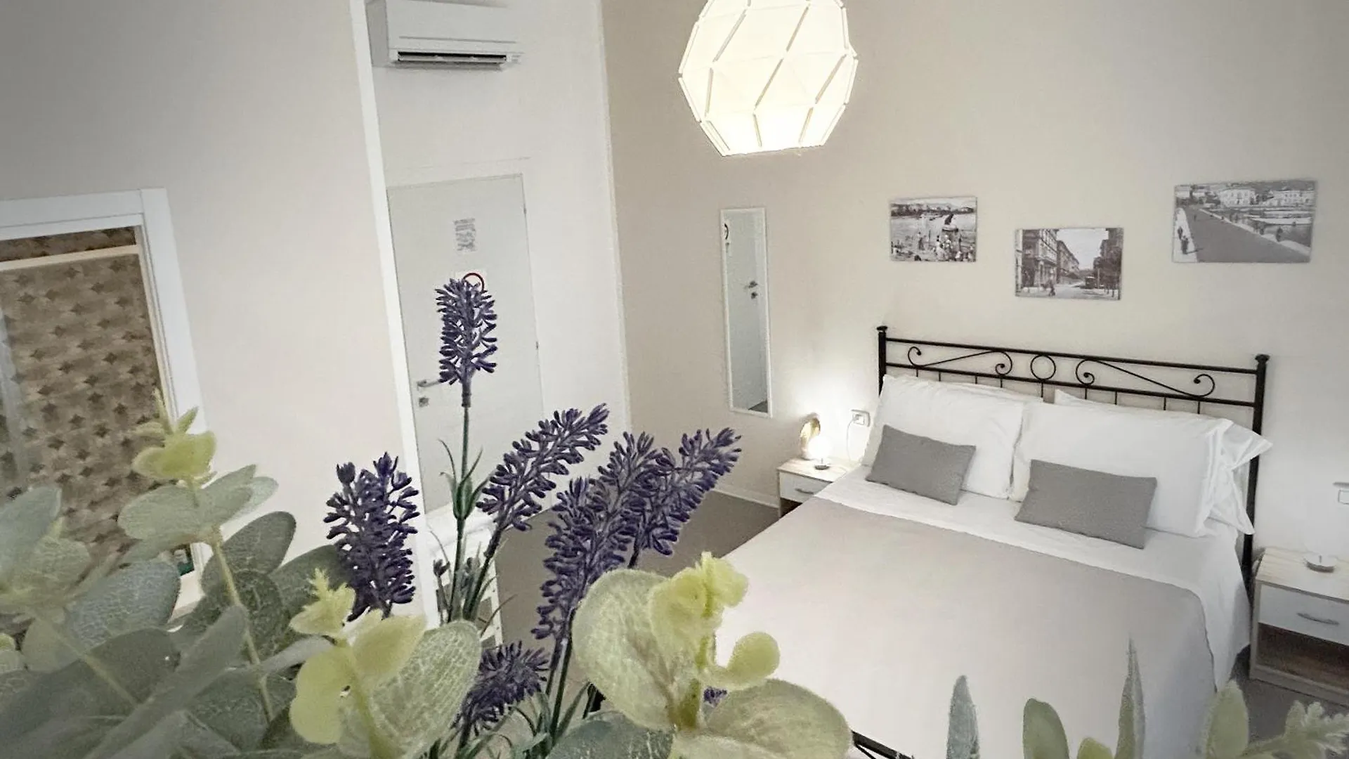 Bed & Breakfast Affittacamere Everest La Spezia